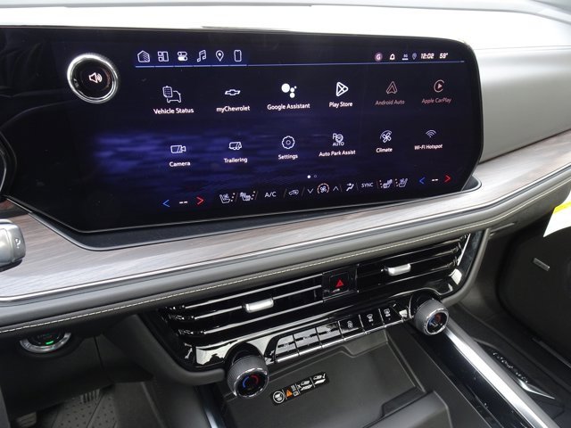 New 2026 Chevrolet Suburban Premier image 9