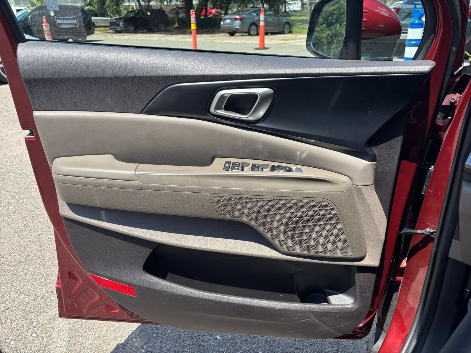 Used 2026 Kia Carnival FWD image 18