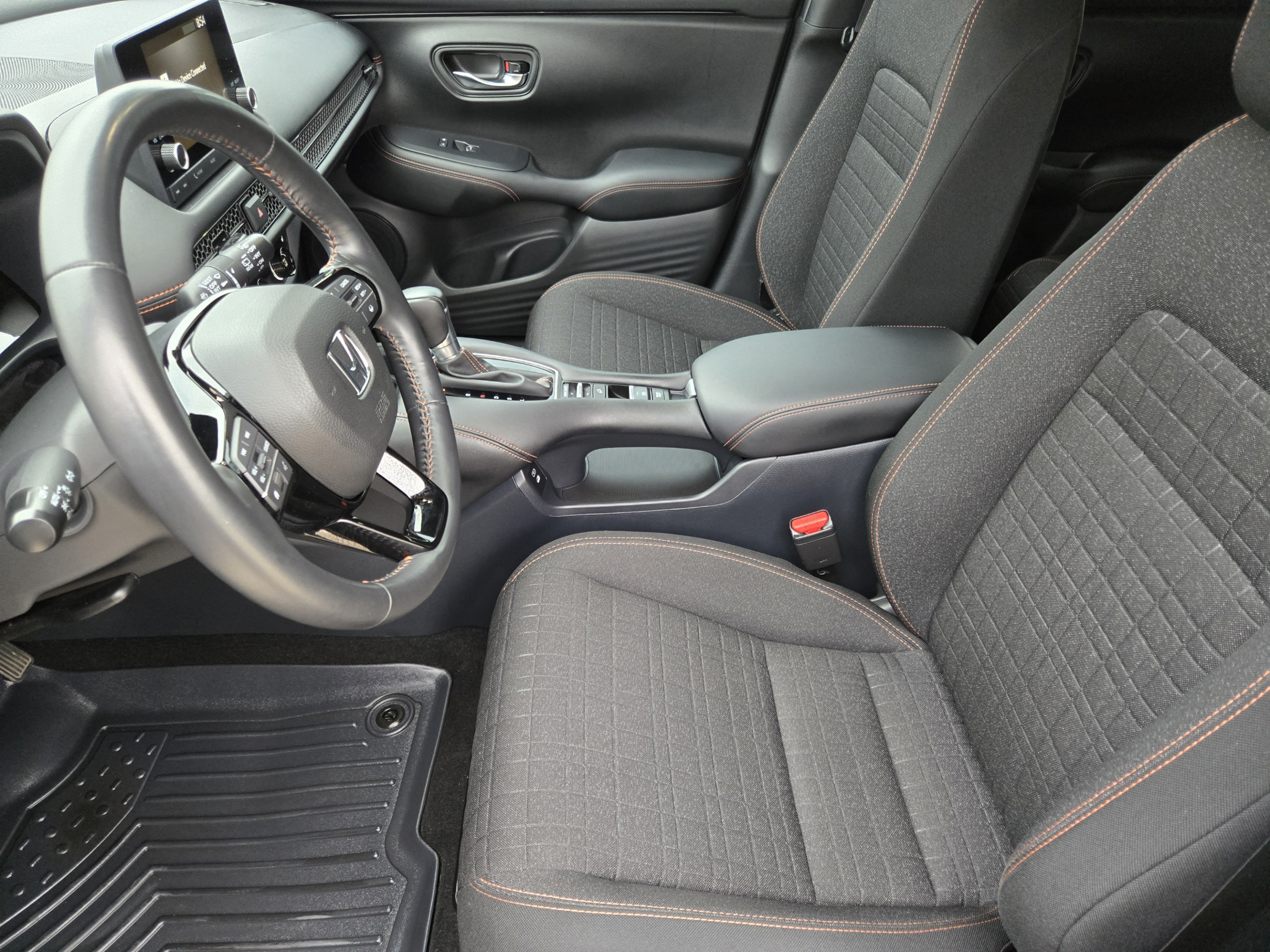 Used 2025 Honda HR-V Sport image 9