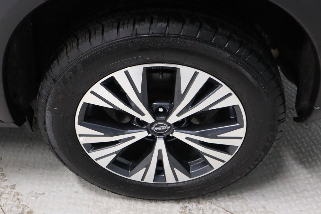 Certified 2023 Nissan Rogue SV image 21