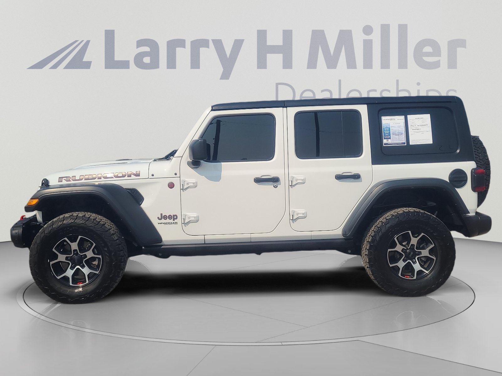 Used 2022 Jeep Wrangler Unlimited Rubicon w/ LED Lighting Group AWD/4WD image 2