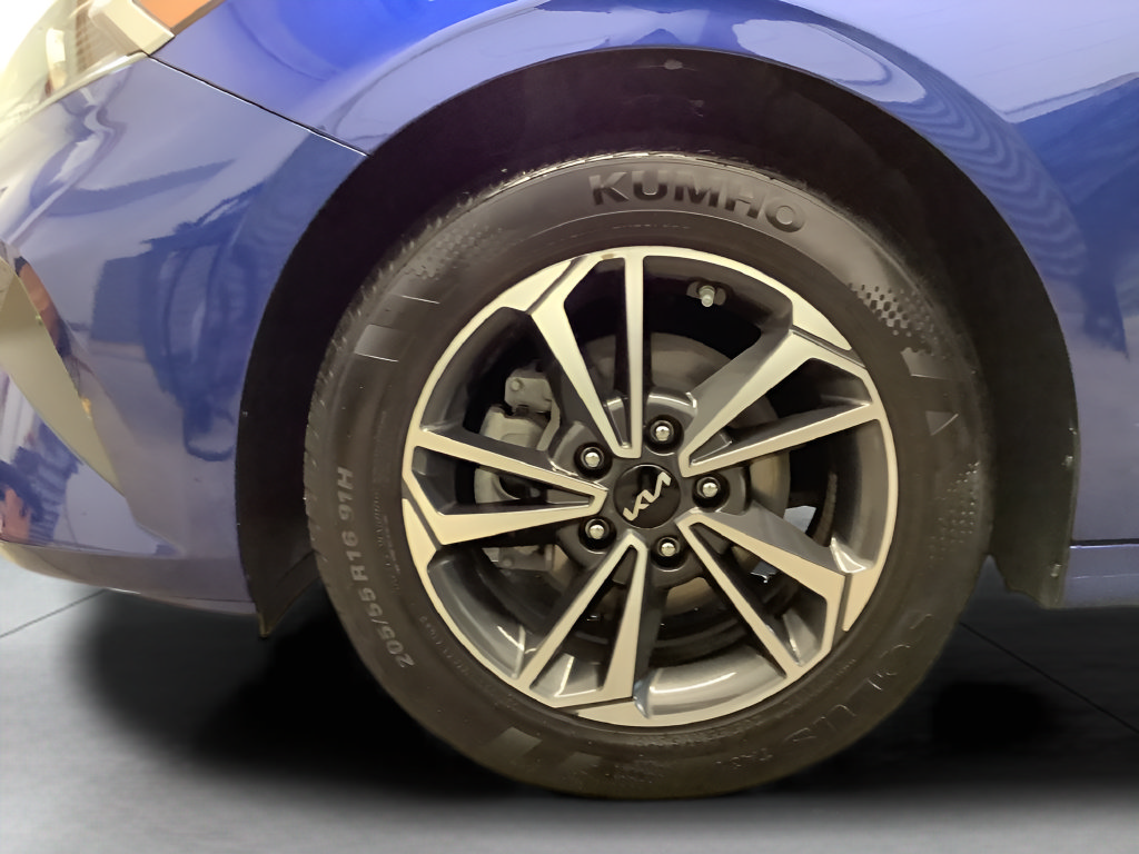 Certified 2024 Kia Forte LXS FWD image 24