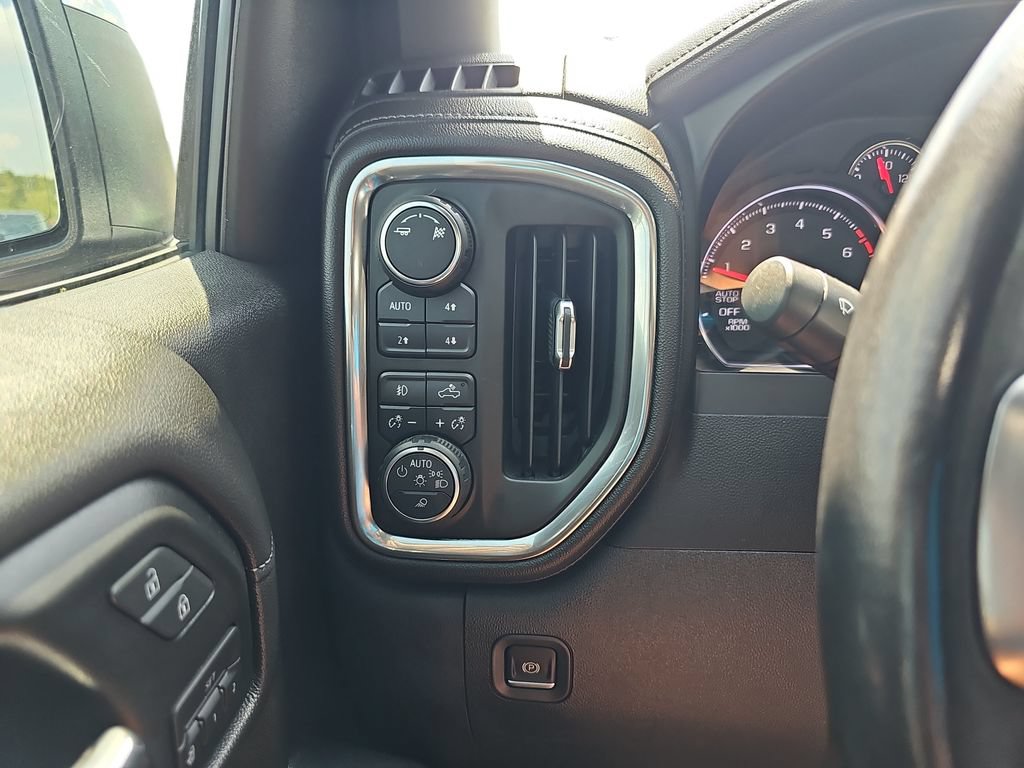 Used 2019 Chevrolet Silverado 1500 LTZ w/ LTZ Plus Package AWD/4WD image 35