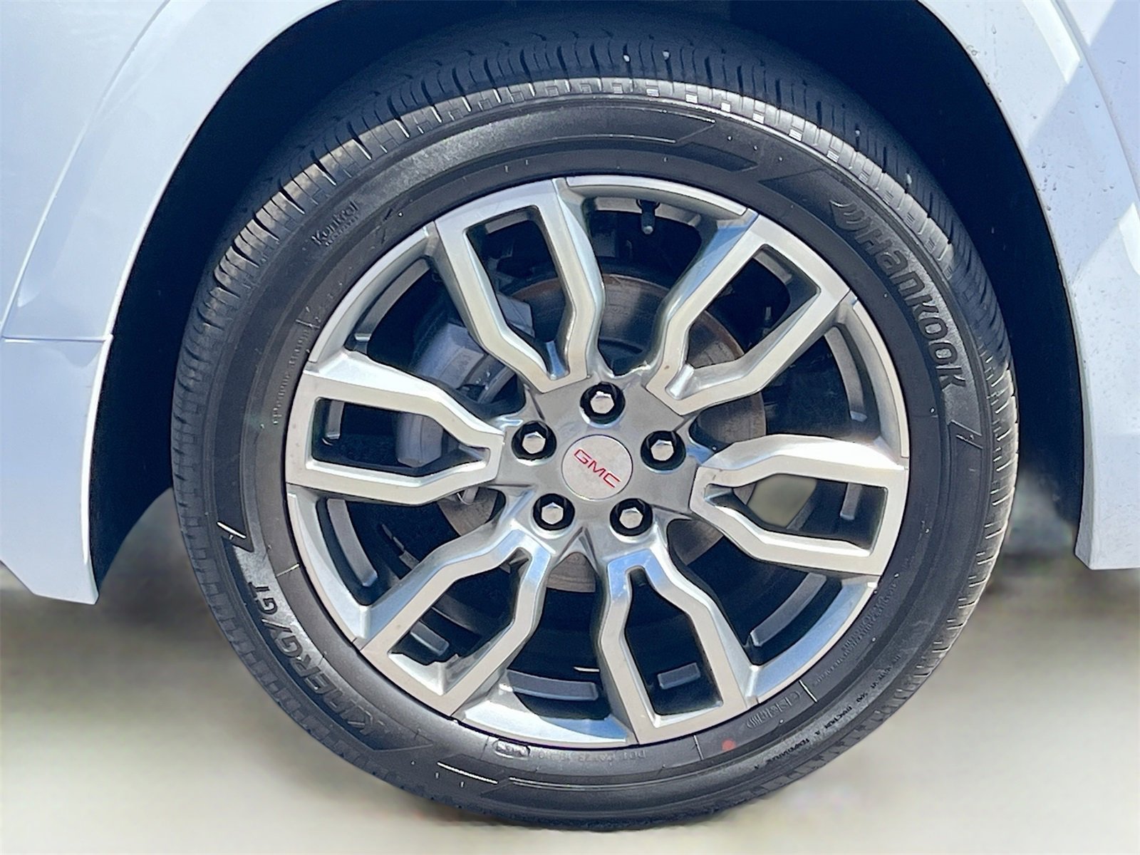 Used 2024 GMC Terrain Denali image 32