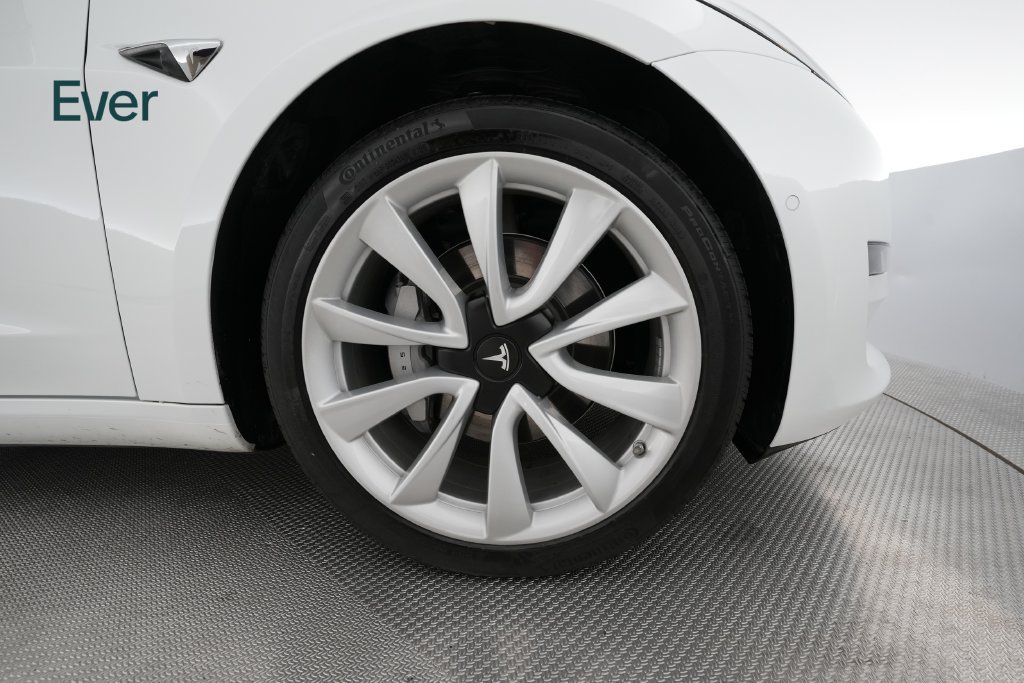 Used 2020 Tesla Model 3 Standard Range Plus RWD image 20