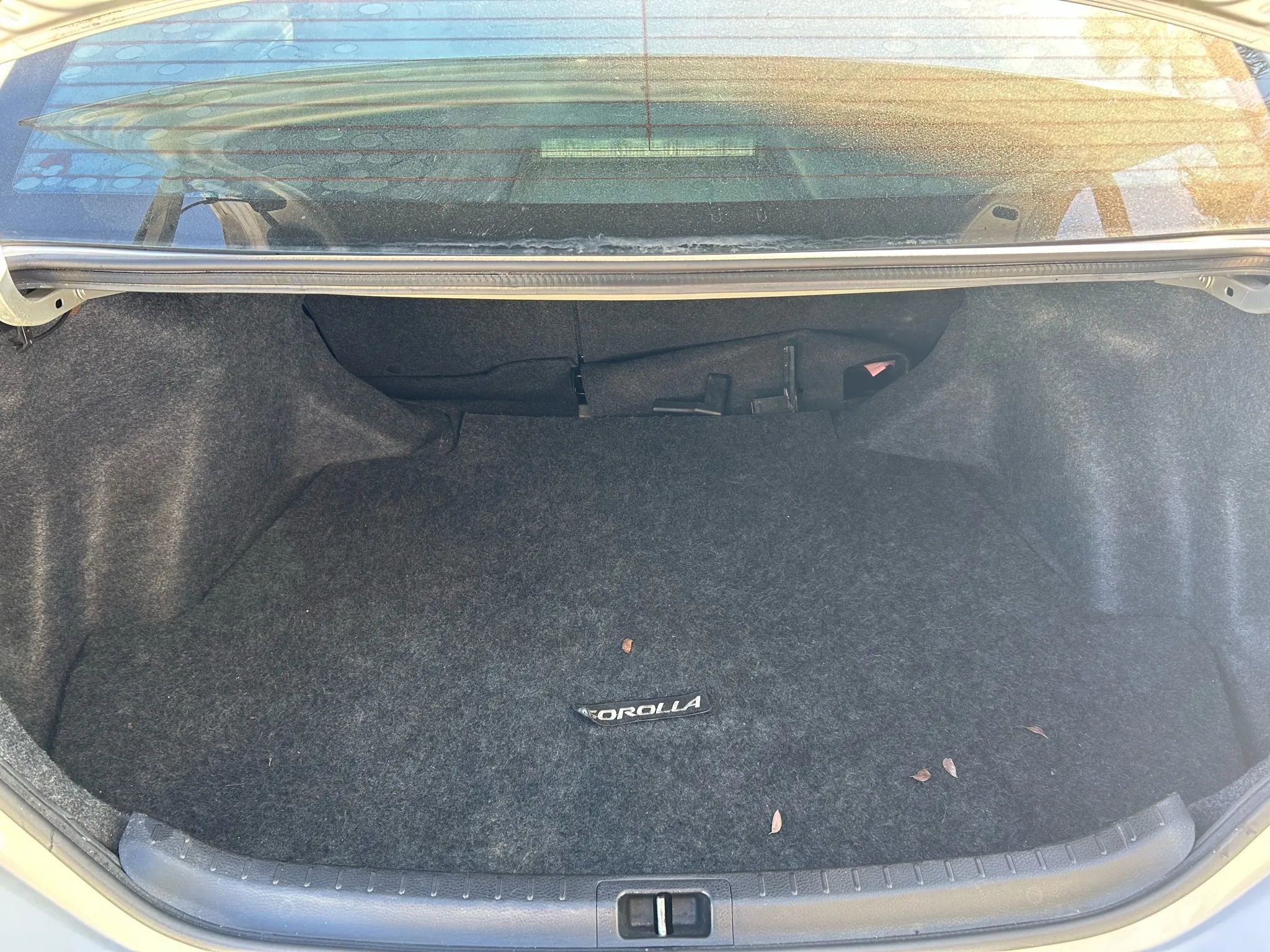 Used 2015 Toyota Corolla L image 27