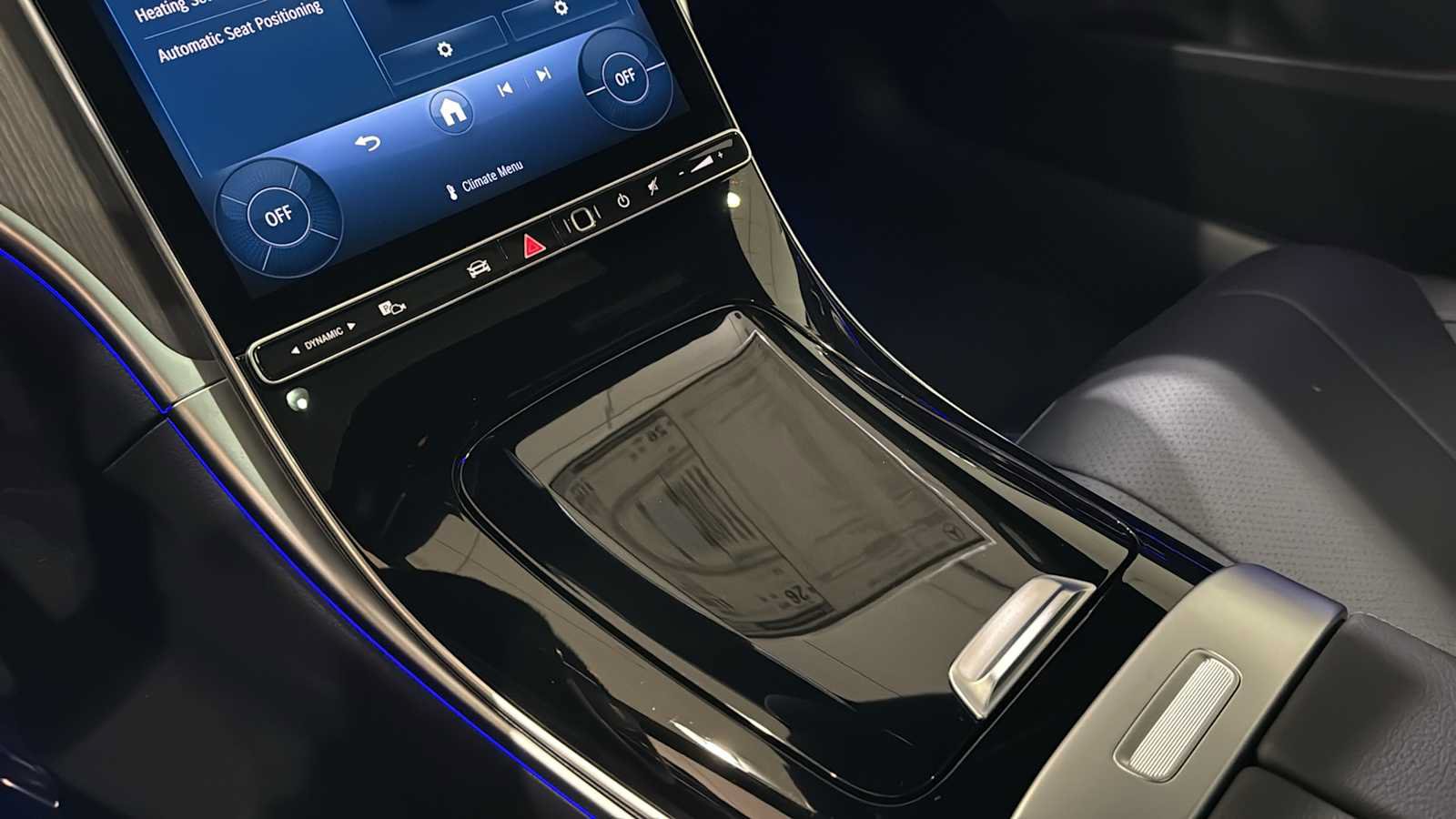 New 2026 Mercedes-Benz CLE 450 4MATIC Coupe image 22