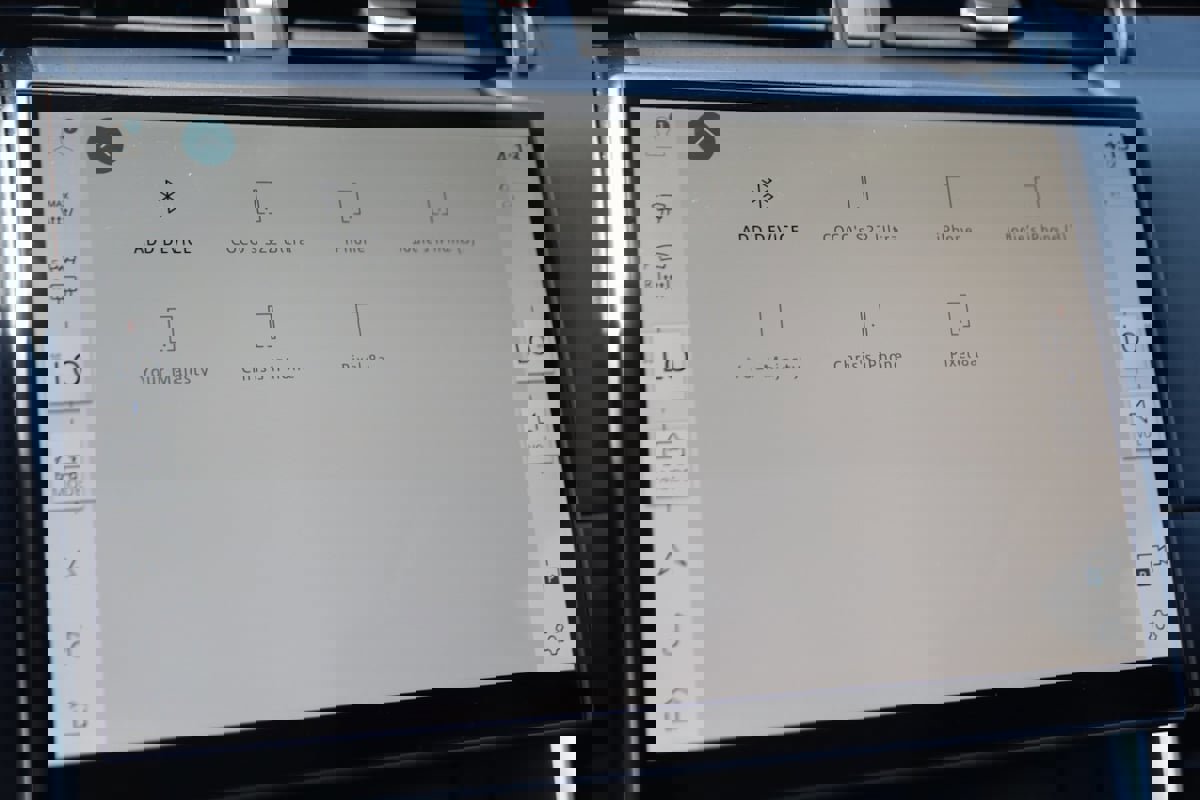 Used 2024 Land Rover Discovery Sport S image 40