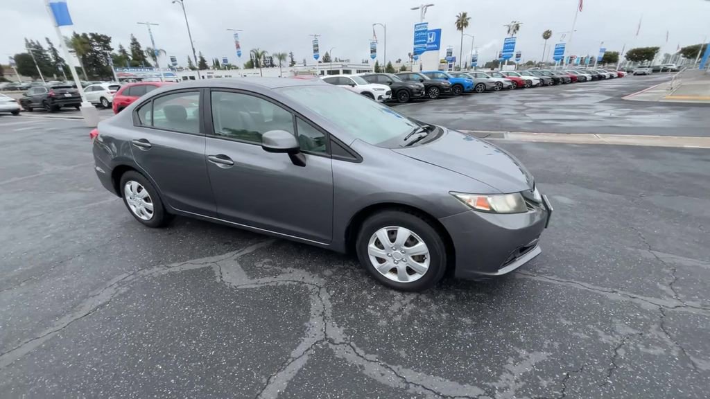 Used 2013 Honda Civic LX image 2