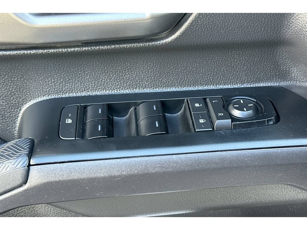 Used 2025 Toyota Tacoma TRD Sport w/ TRD Sport Upgrade Package AWD/4WD image 12