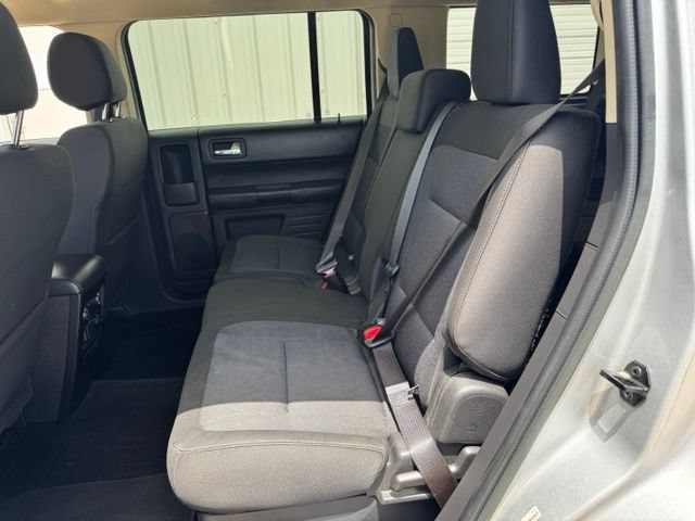 Used 2019 Ford Flex SE FWD image 21