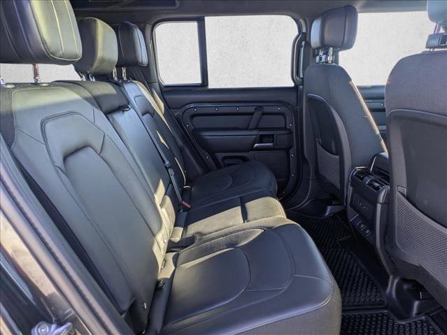 Used 2025 Land Rover Defender 110 X image 21