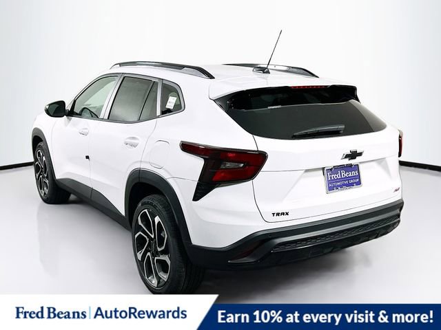 New 2026 Chevrolet Trax RS w/ Sunroof Package image 4