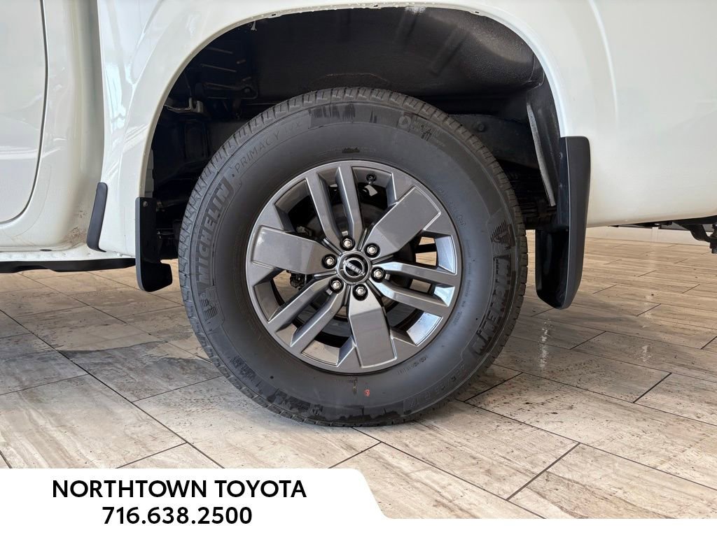 Used 2025 Nissan Frontier SV w/ SV Convenience Package image 25