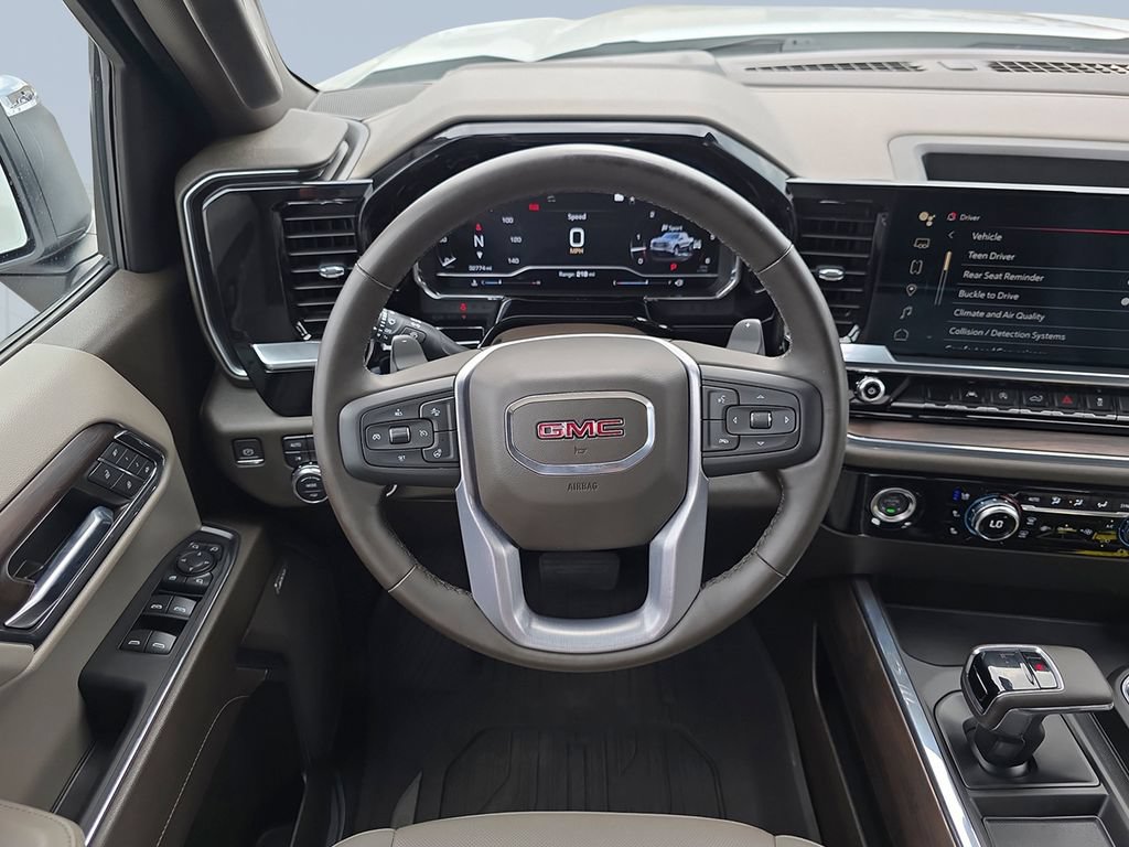 Used 2023 GMC Sierra 1500 SLT AWD/4WD image 14