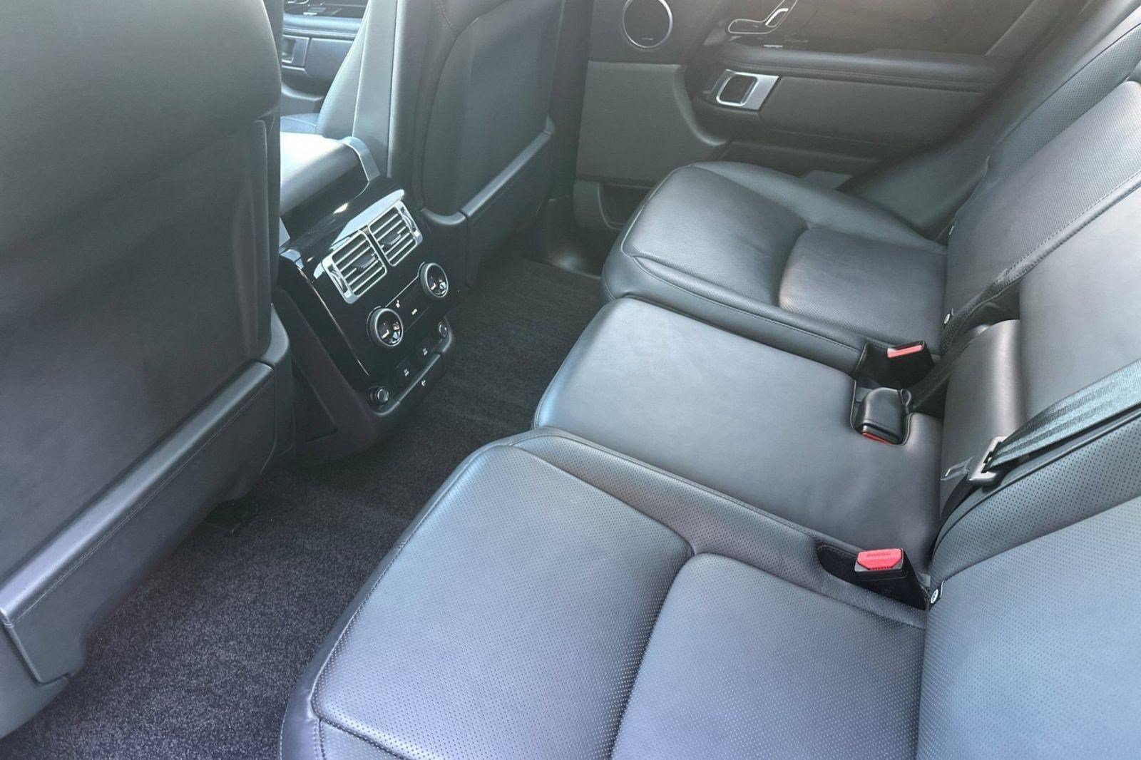 Used 2019 Land Rover Range Rover Supercharged AWD/4WD image 26