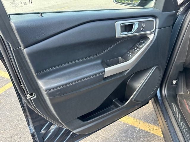 Certified 2023 Ford Explorer XLT w/ Equipment Group 202A AWD/4WD image 20