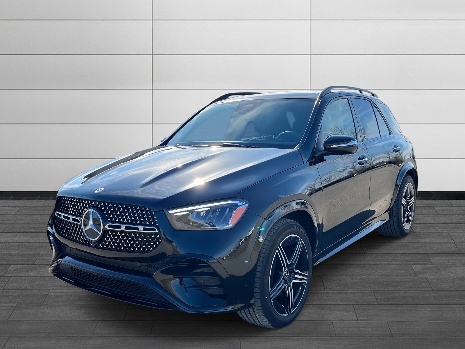 Used 2025 Mercedes-Benz GLE 350 4MATIC image 6
