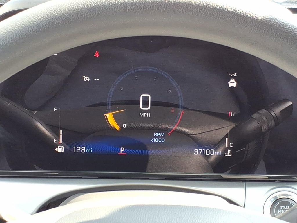 Used 2025 Chevrolet Trax LT image 25