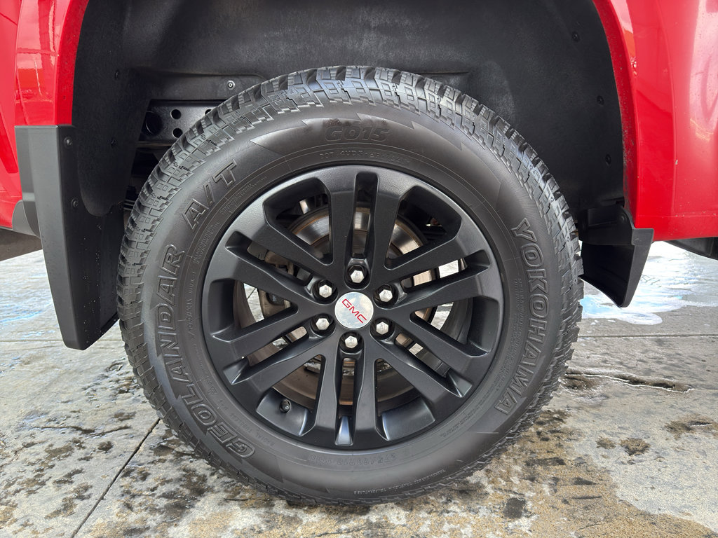 Used 2017 GMC Canyon SLT w/ Driver Alert Package image 11