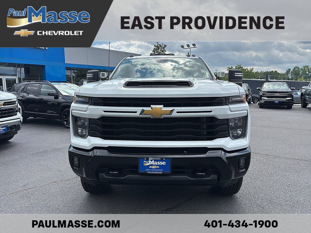 Used 2024 Chevrolet Silverado 2500 Custom w/ Custom Value Package AWD/4WD image 2