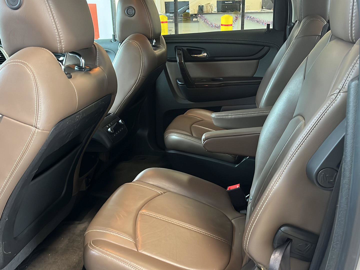 Used 2016 GMC Acadia SLT w/ Premium Edition AWD/4WD image 9
