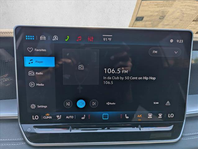 New 2026 Volkswagen Tiguan SE R-Line FWD image 17