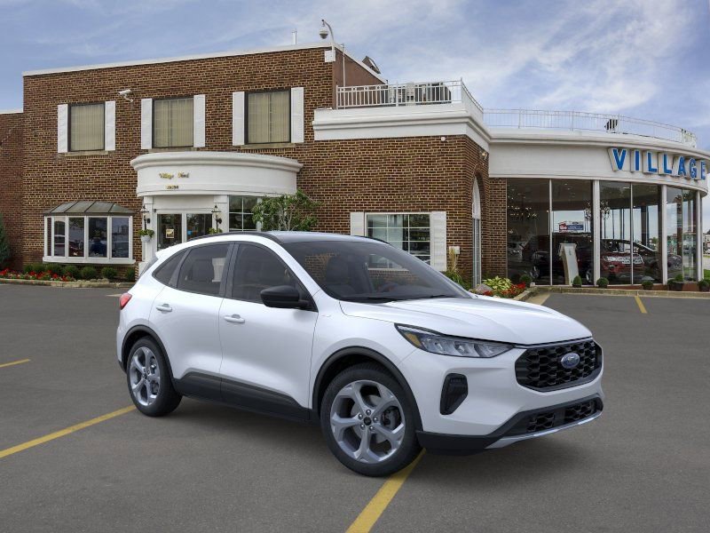 New 2025 Ford Escape ST-Line w/ Cold Weather Package AWD/4WD image 7