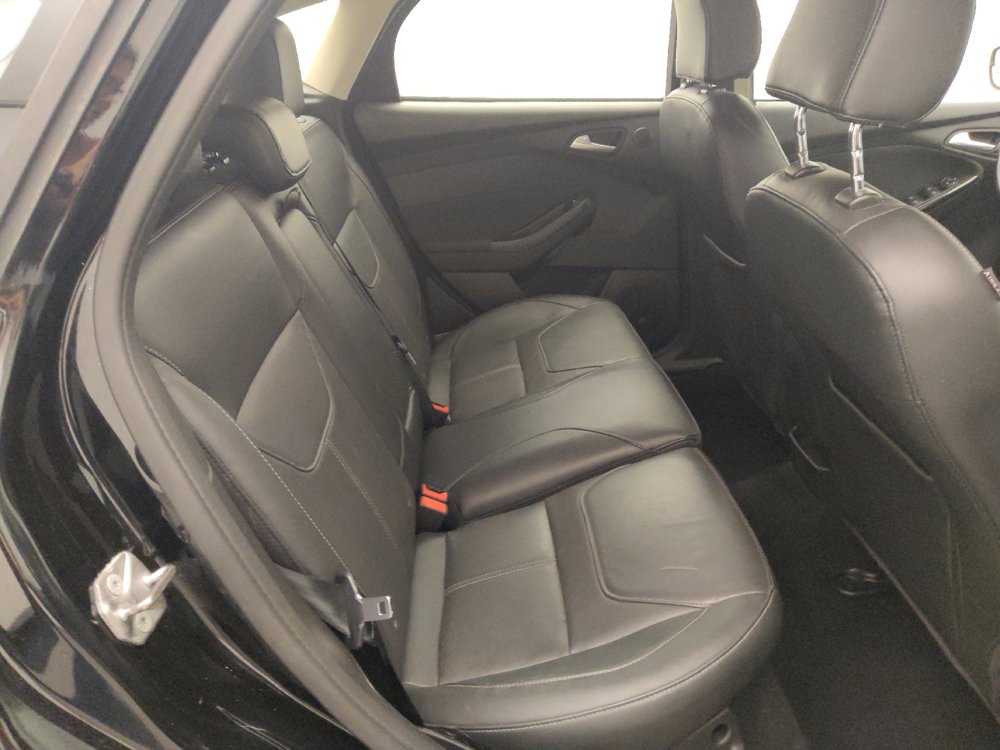 Used 2018 Ford Focus Titanium image 19