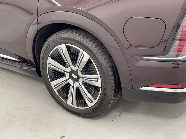 New 2025 Cadillac Escalade IQ Luxury 2 image 18