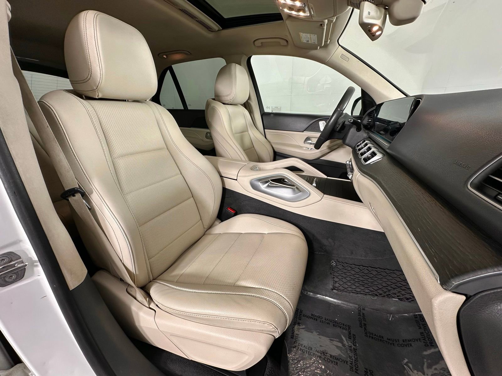 Used 2020 Mercedes-Benz GLE 350 4MATIC w/ Premium Package image 13