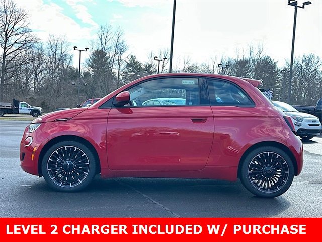 New 2024 FIAT 500 e (RED) image 5