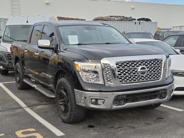 Used 2018 Nissan Titan SL AWD/4WD image 3