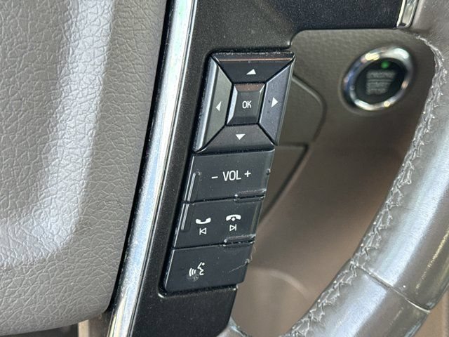 Used 2017 Lincoln Navigator Select RWD image 22