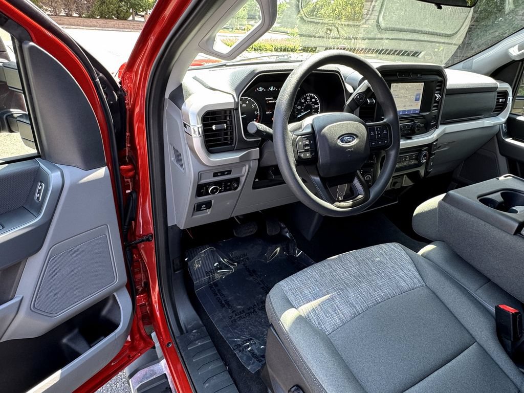 Used 2023 Ford F150 XLT w/ XTR Package AWD/4WD image 17