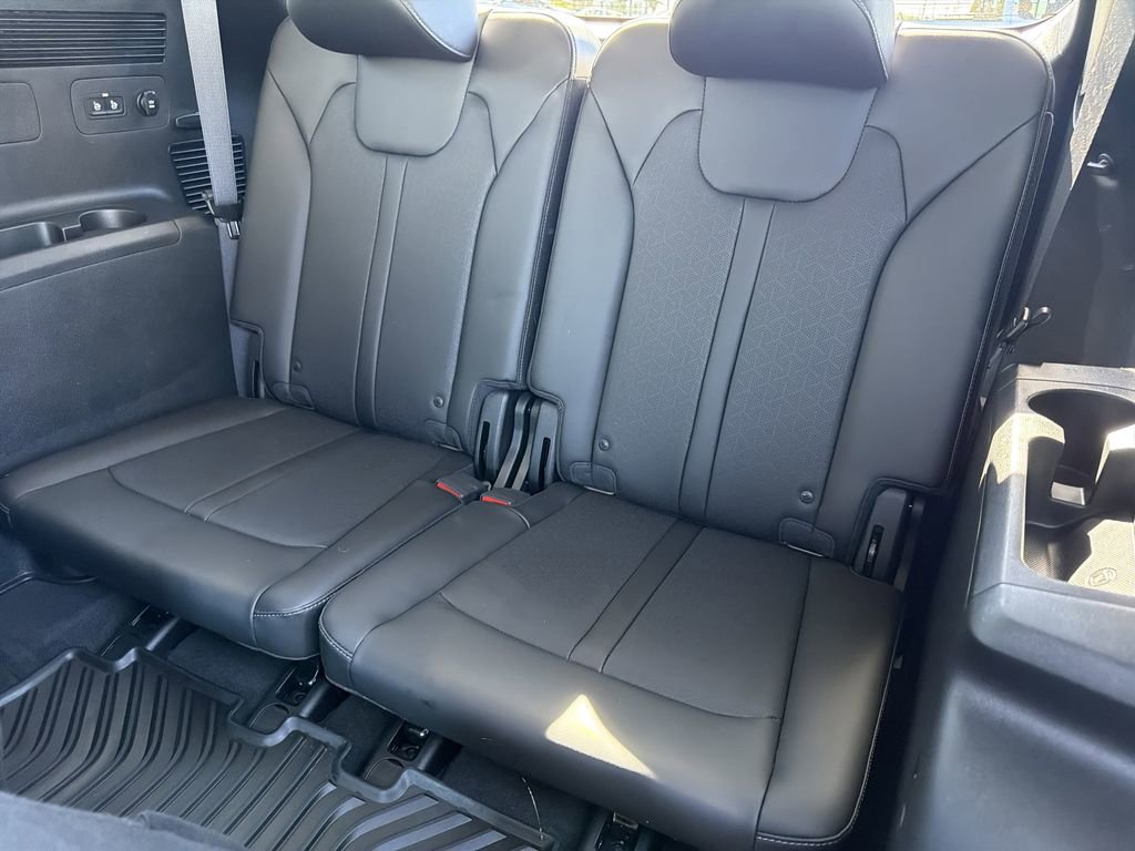 Used 2023 Kia Sorento SX image 20