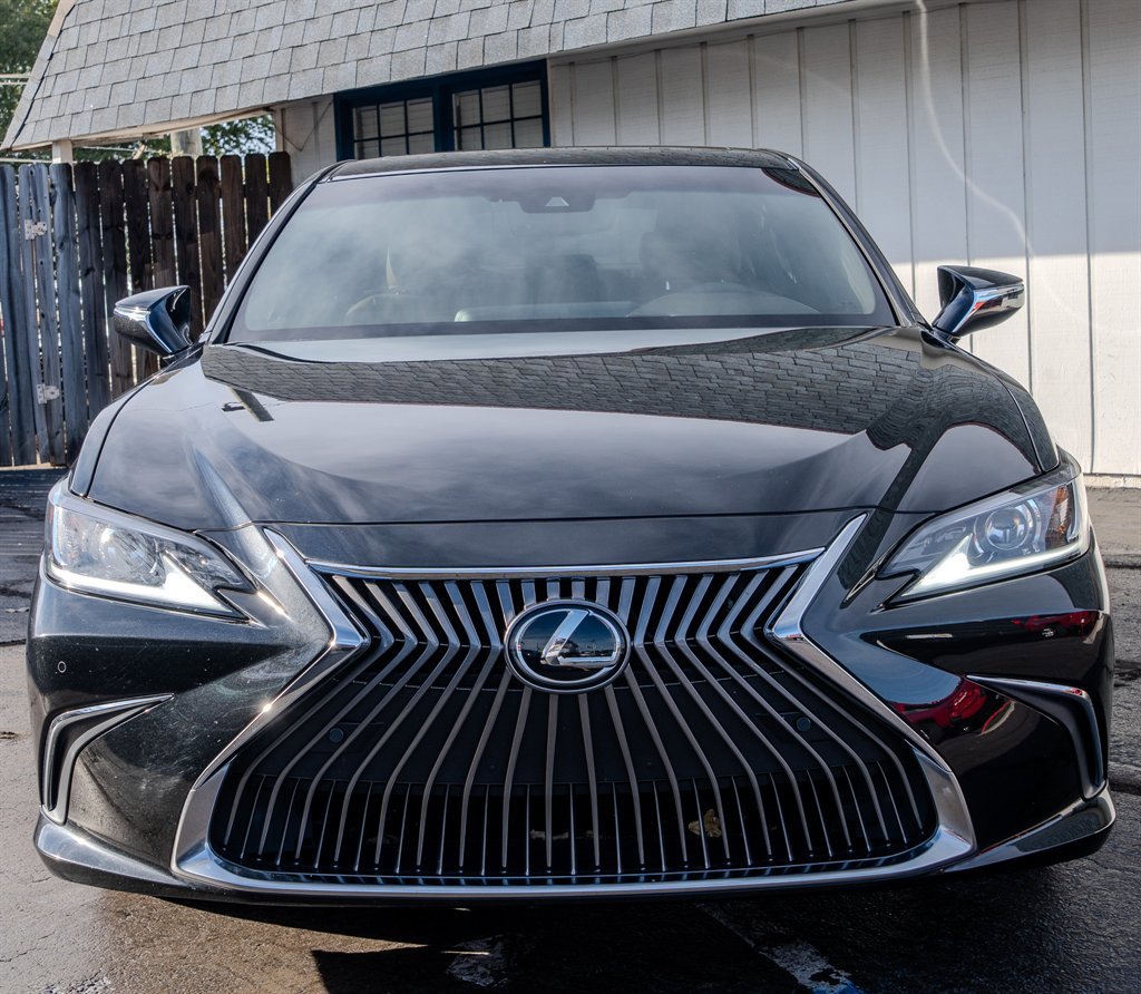 Used 2020 Lexus ES 350 w/ Premium Package image 8