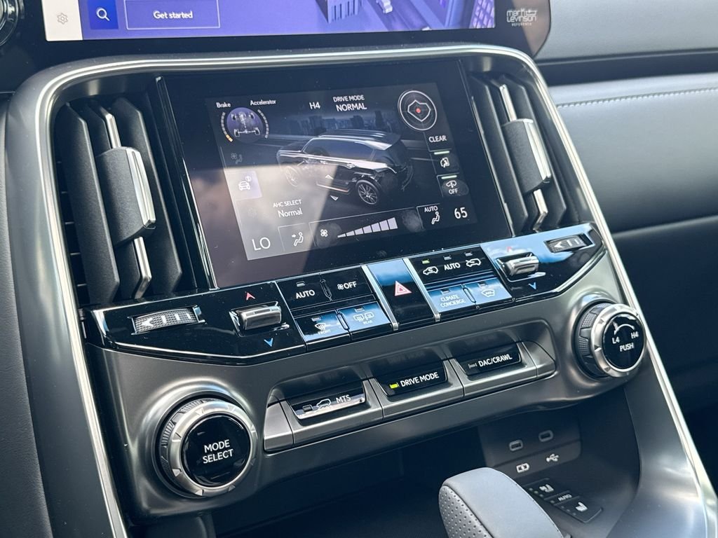 New 2026 Lexus LX 700h F Sport AWD/4WD image 28