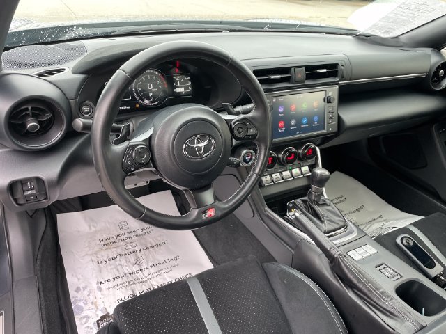 Used 2023 Toyota GR86 Premium RWD image 23