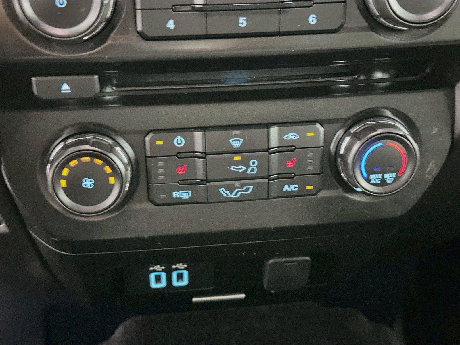 Used 2016 Ford F150 XLT w/ Equipment Group 302A Luxury AWD/4WD image 9