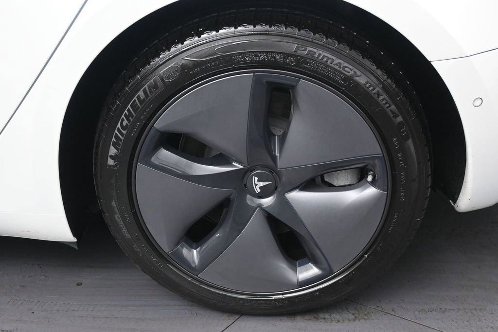 Used 2021 Tesla Model 3 Long Range AWD/4WD image 36