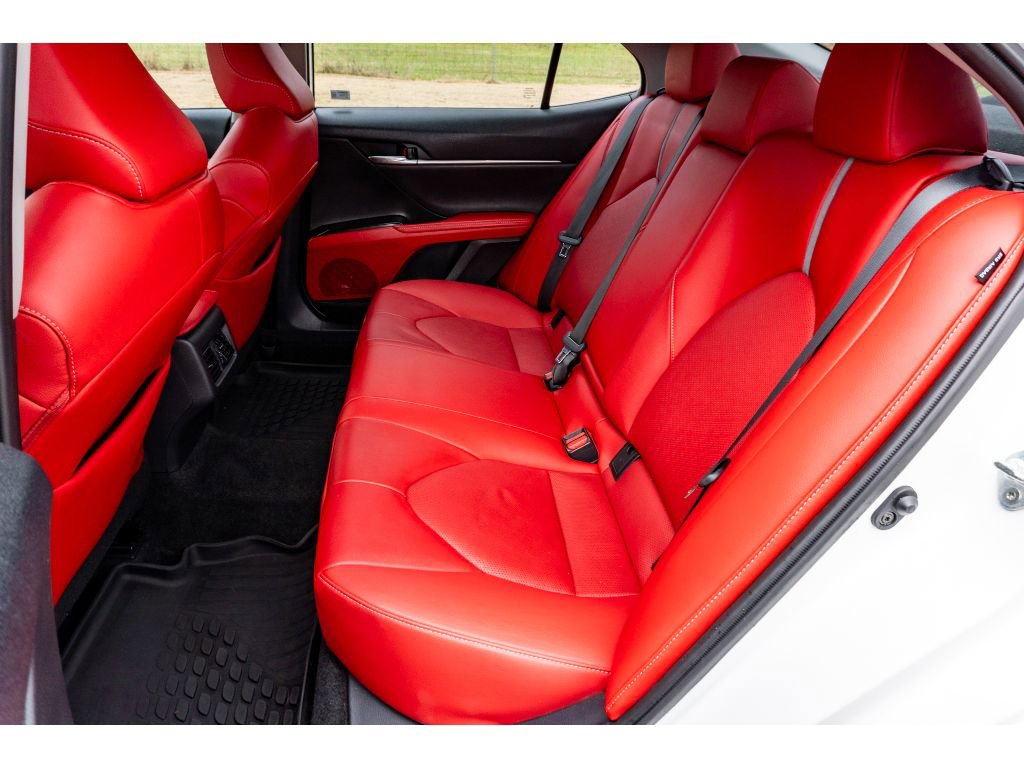 Used 2022 Toyota Camry XSE image 13