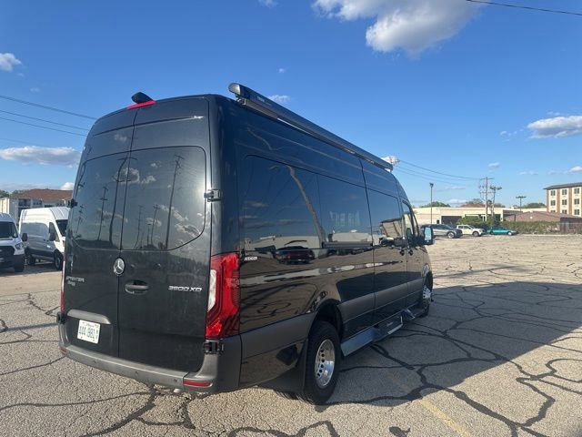 Used 2022 Mercedes-Benz Sprinter 3500 image 4