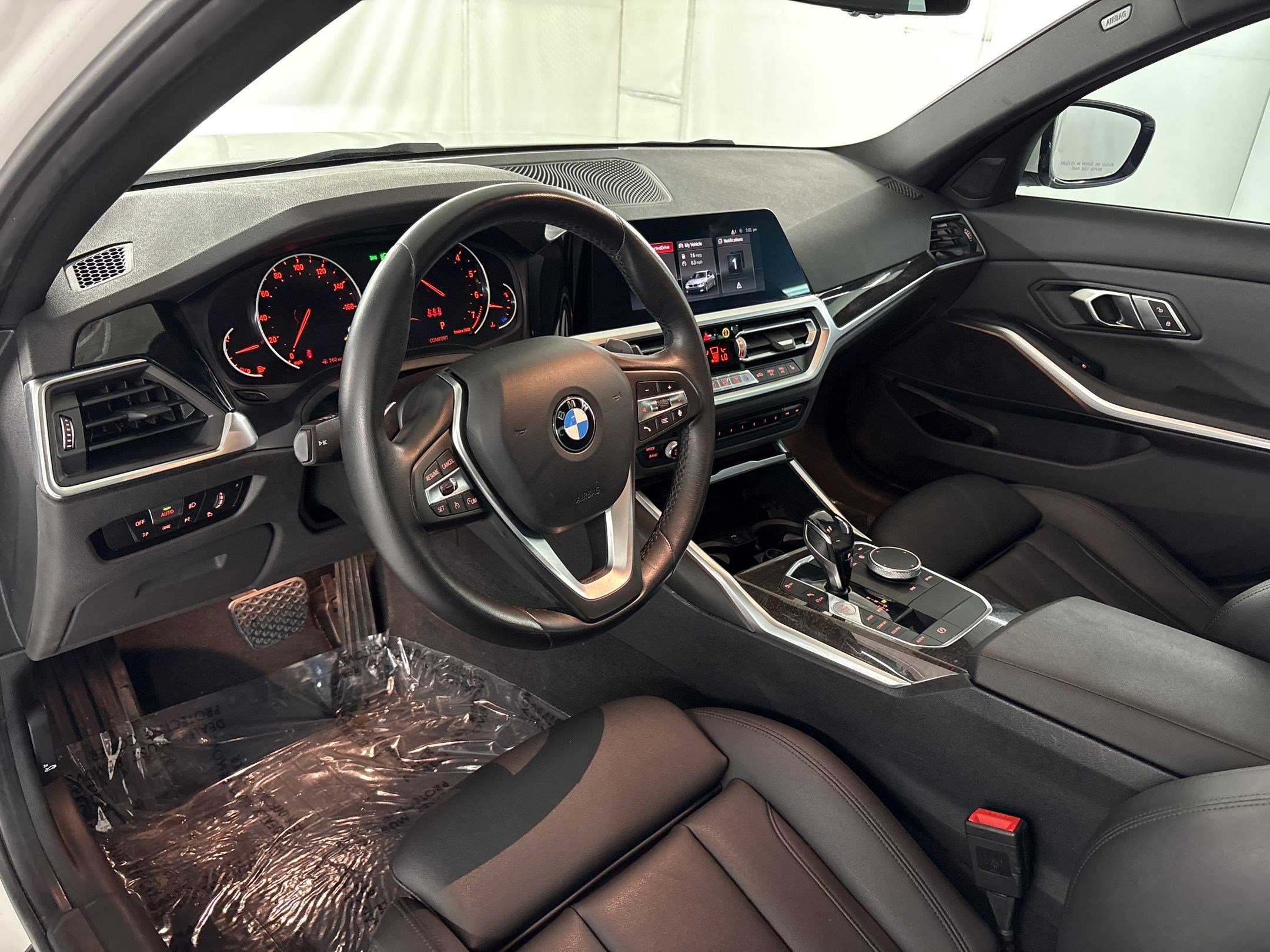 Used 2020 BMW 330i Sedan RWD image 4
