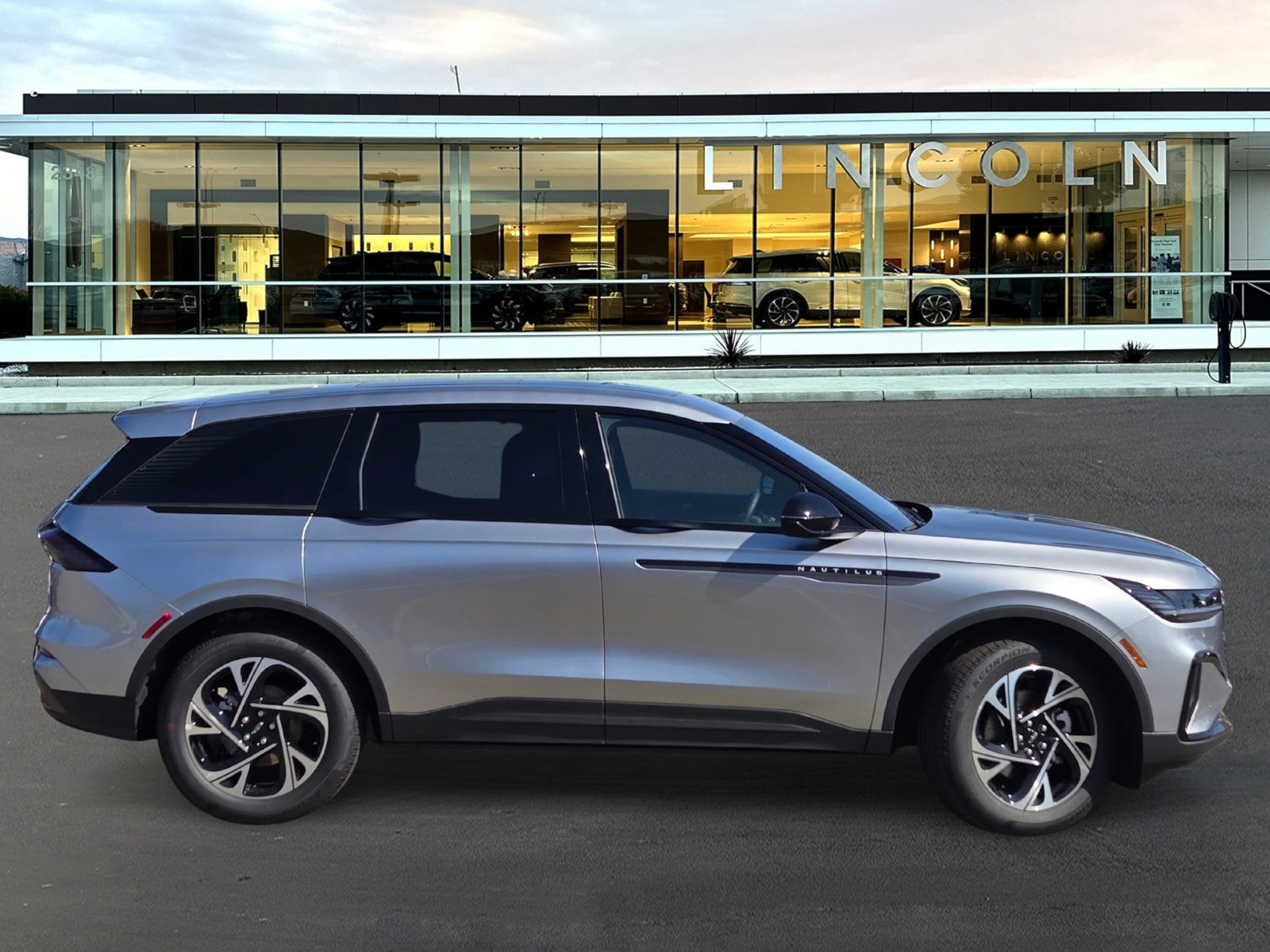 New 2025 Lincoln Nautilus Premier w/ Equipment Group 102A image 3