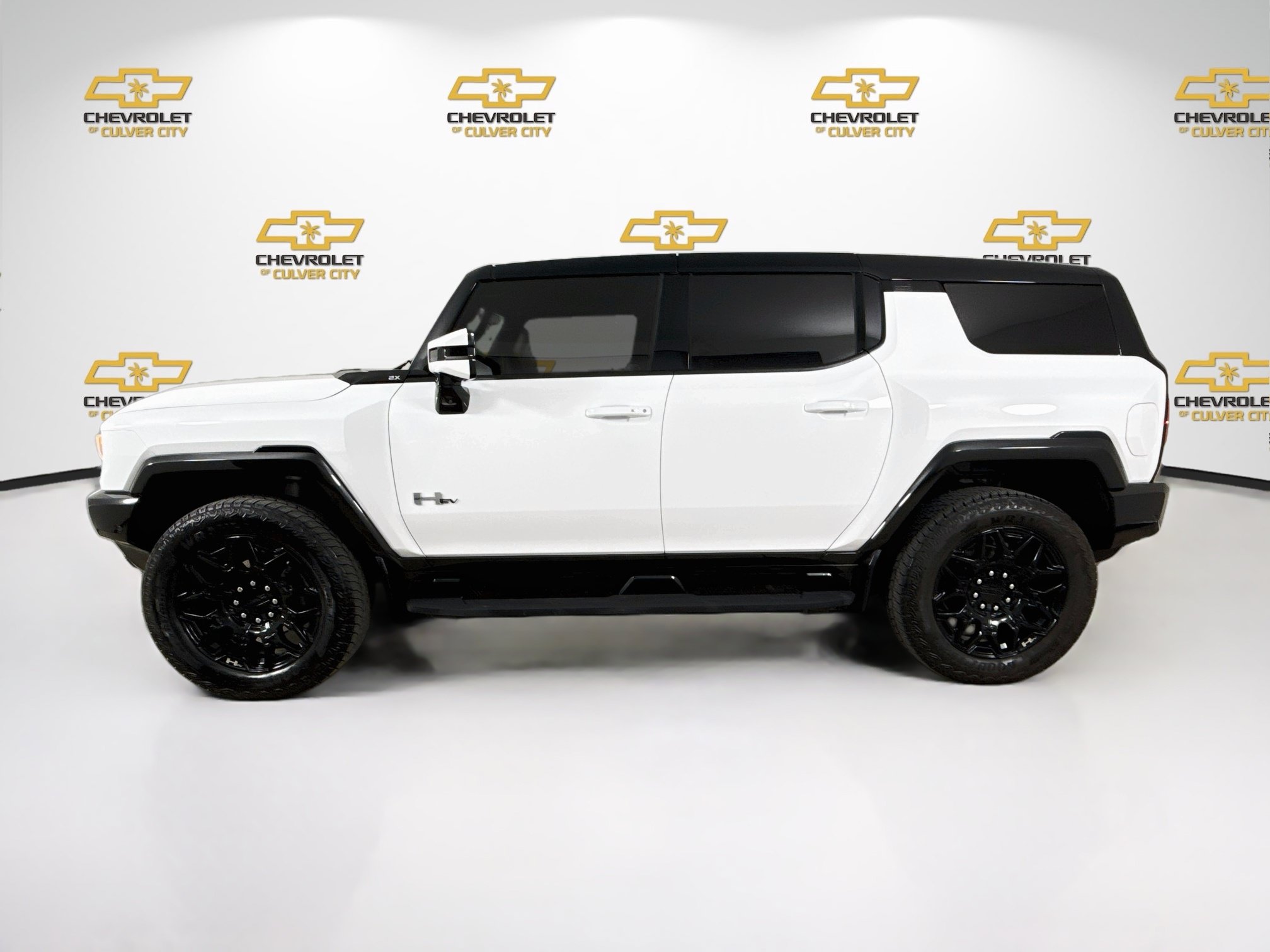 Used 2025 GMC Hummer EV 2X AWD/4WD image 5
