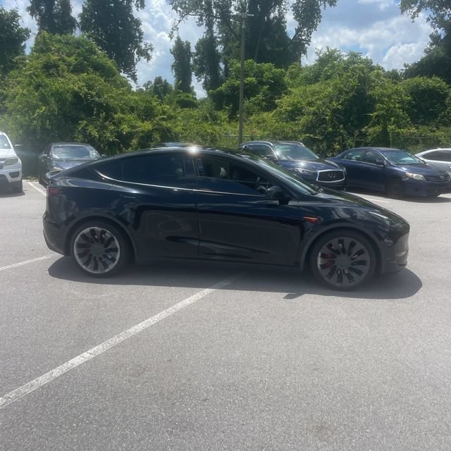 Used 2021 Tesla Model Y Performance AWD/4WD image 2