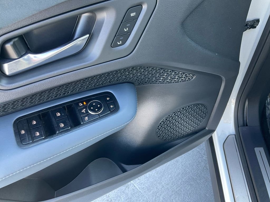 Certified 2023 Nissan Ariya image 15