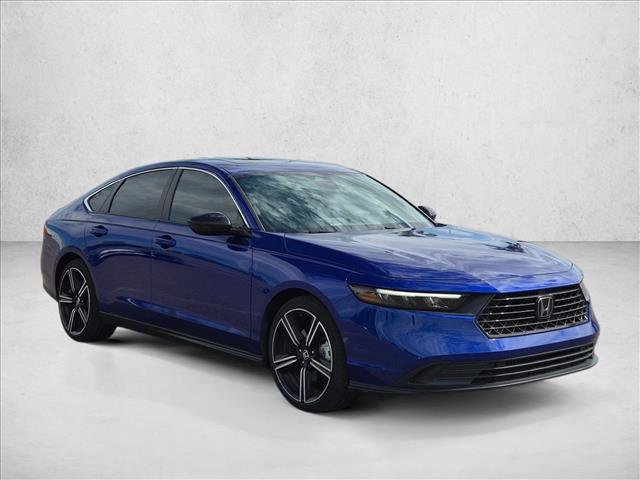 Used 2023 Honda Accord Sport image 3