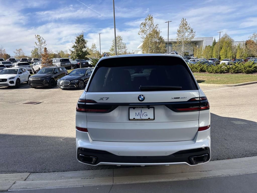 New 2026 BMW X7 xDrive40i w/ M Sport Package image 6